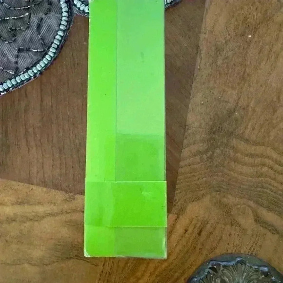 Holiday’s wine stopper. NWT - Picture 3 of 3